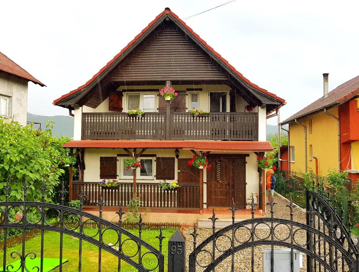 Casa Ursului Otel Bujoreni Dış mekan fotoğraf